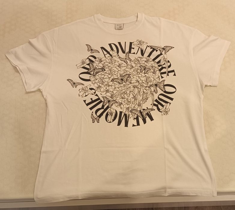 T-shirt larga de manga curta