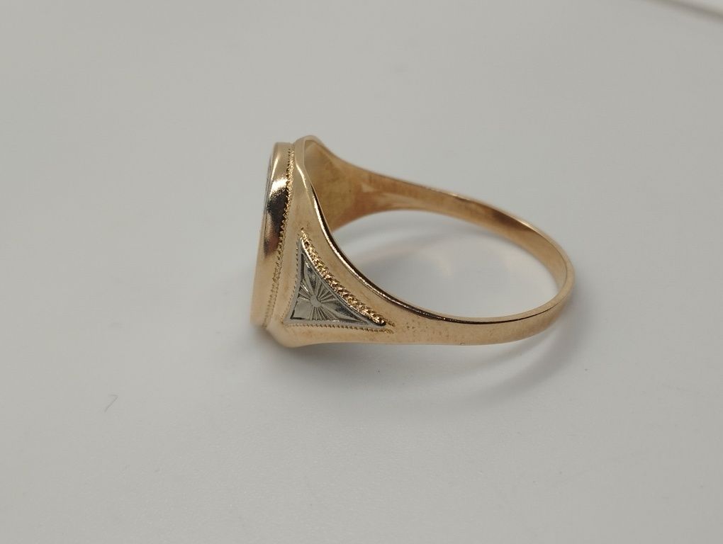 Золотой перстень СССР 21.5 размер 5.61 грамма