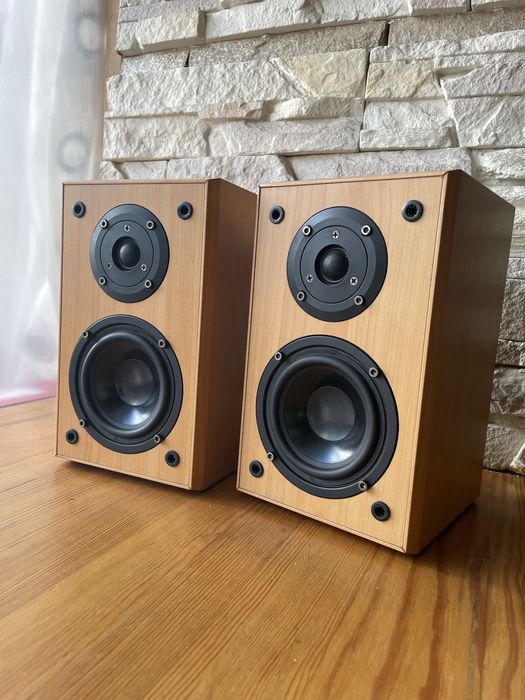 Акустика/колонки SVEN HP-530 ( фронт /тил)