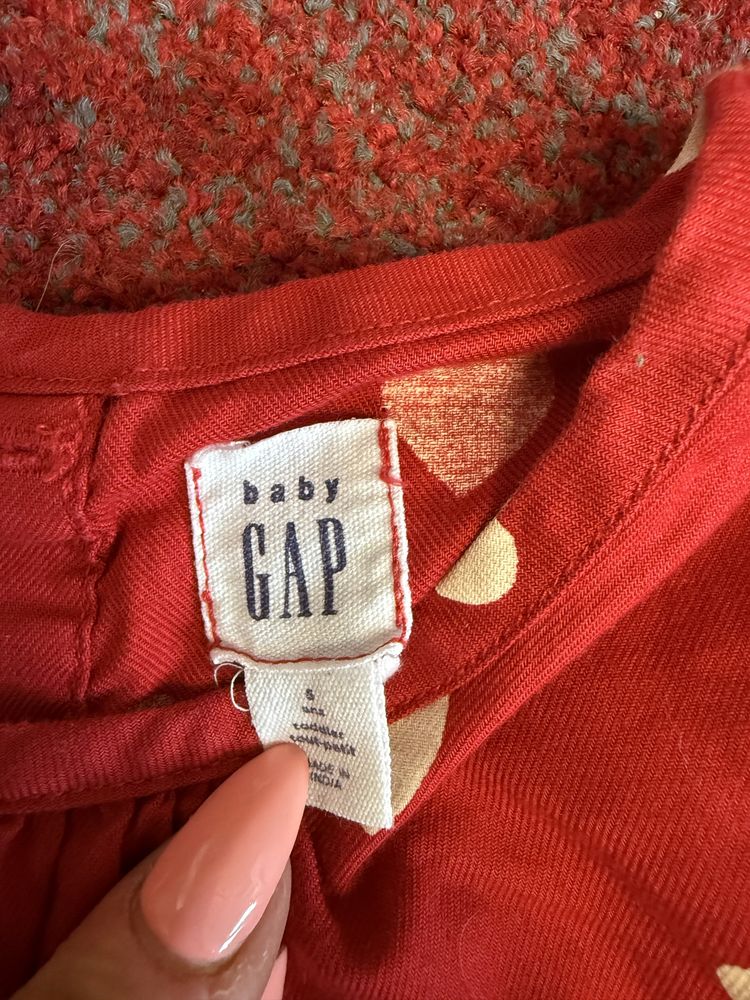 Bluzka Gap rozmiar 110