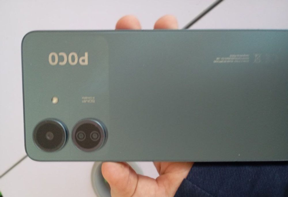 Обміняю Poco с65