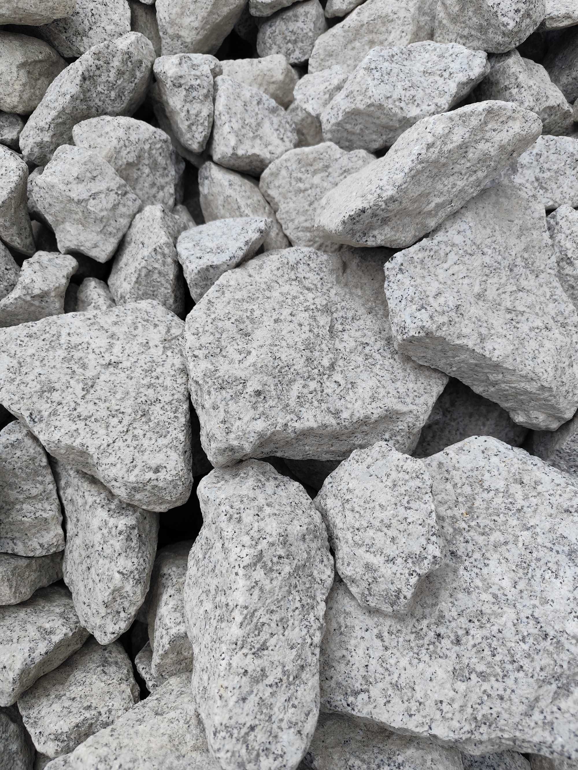 Grys granitowy do gabionów szary 80-150 | kamienie ogrodowe ozdobne