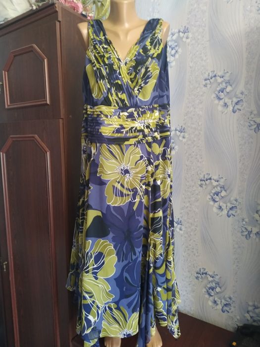 Сукня великого розмiру. Платье большого размера. Размер 54-56