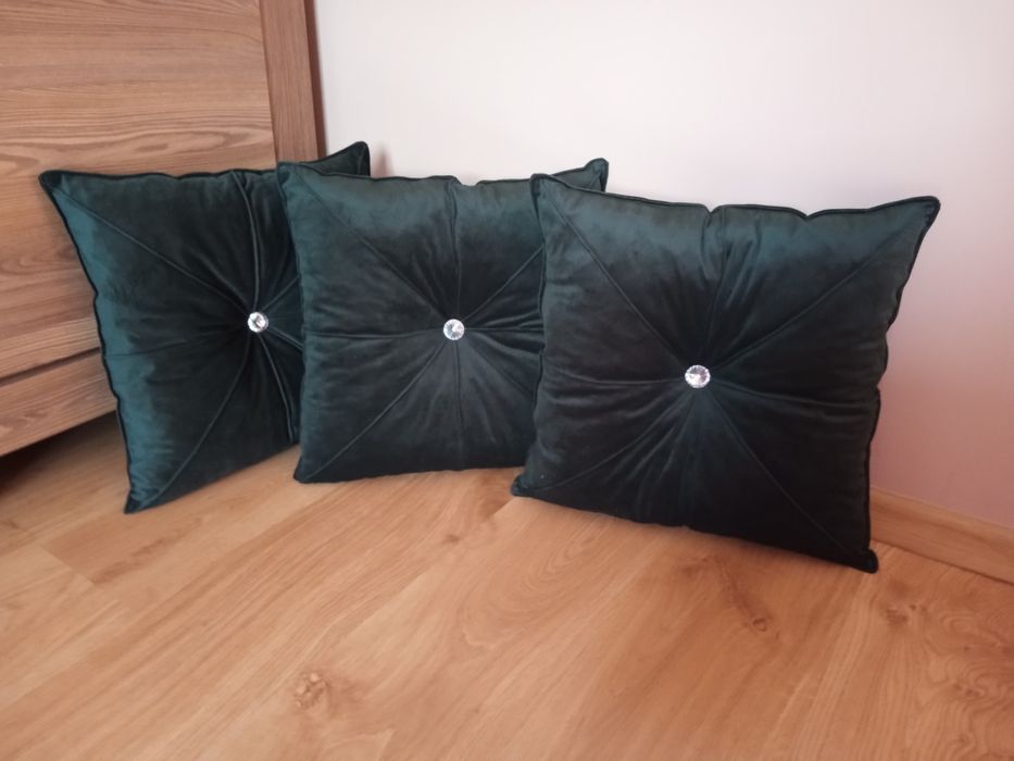 Ciemno-zielone poduszki dekoracyjne