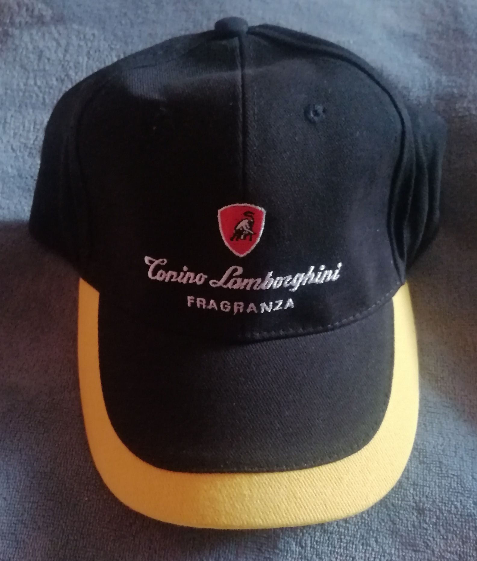 Czapka lamborghini