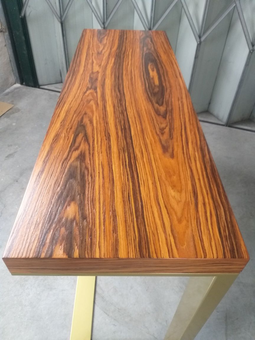 Consola pau ferro