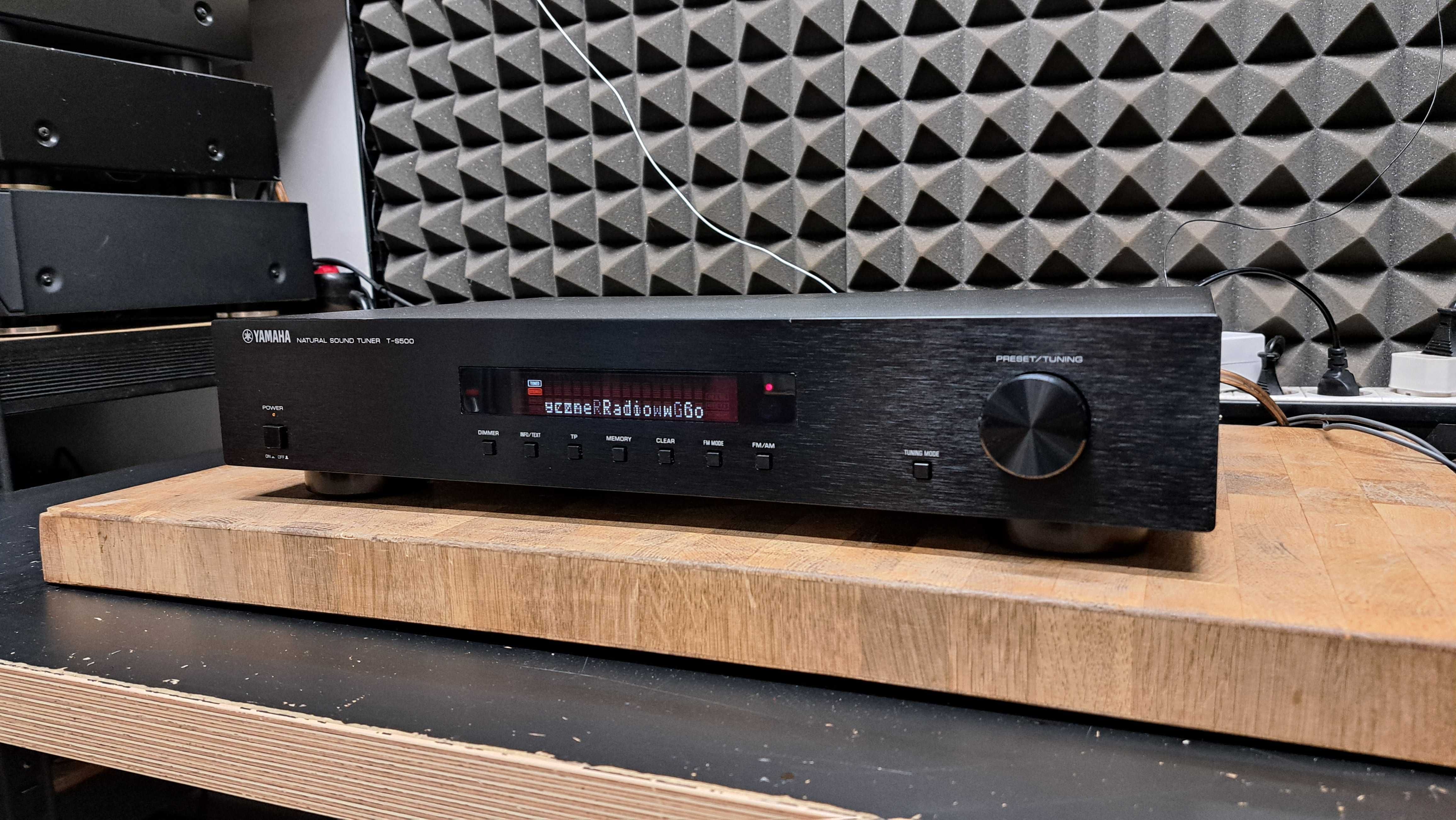 Tuner Yamaha T-S500 z text