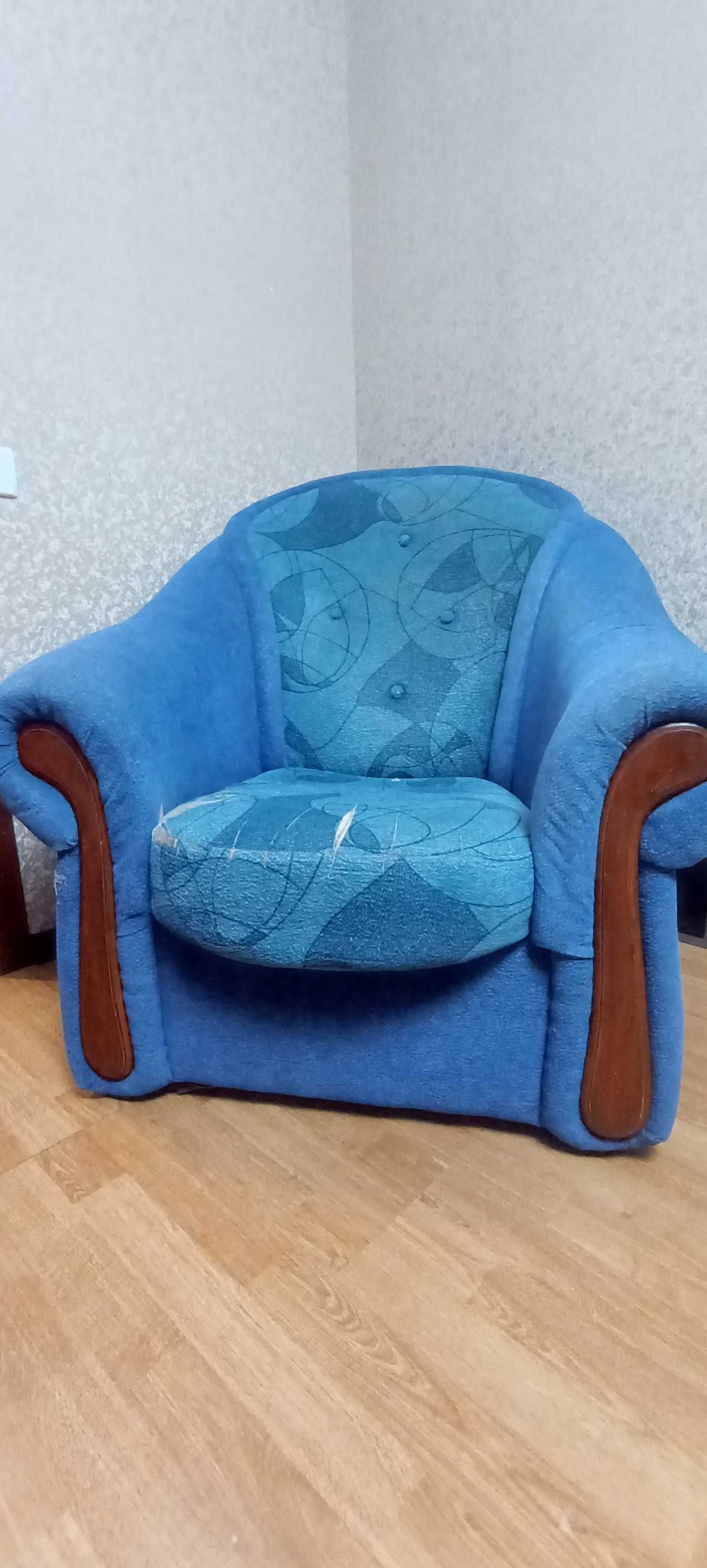 Кутовий диван з кріслом