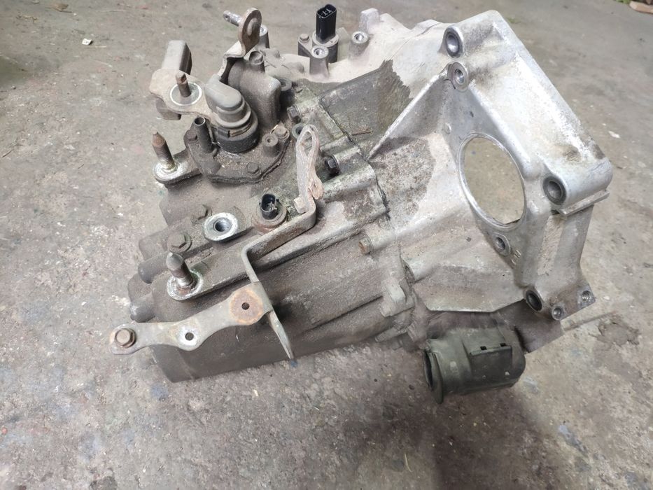 Skrzynia biegów Civic coupe vii Em2 1.7 1.6