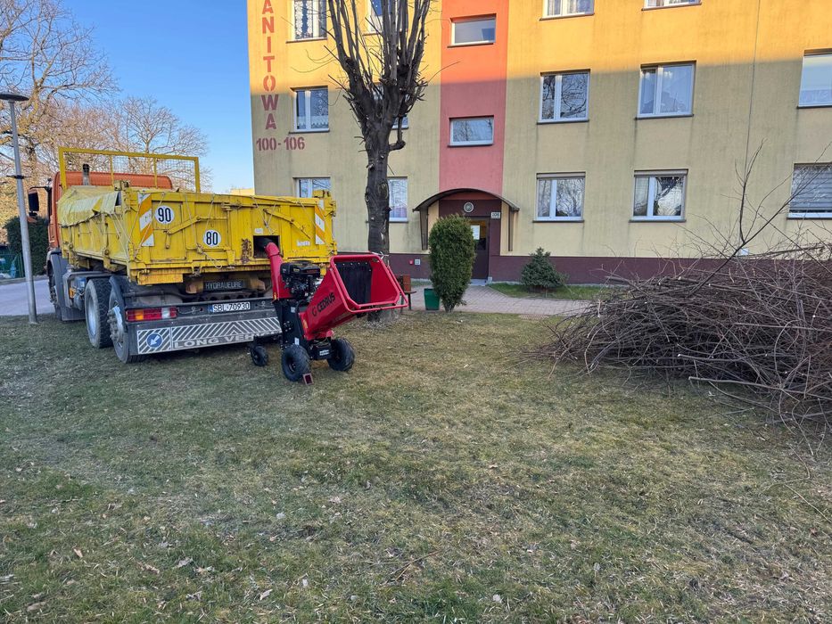 Rębak do gałęzi Rozdrabniacz Mielenie gałęzi Cedrus RB04 PRO-E