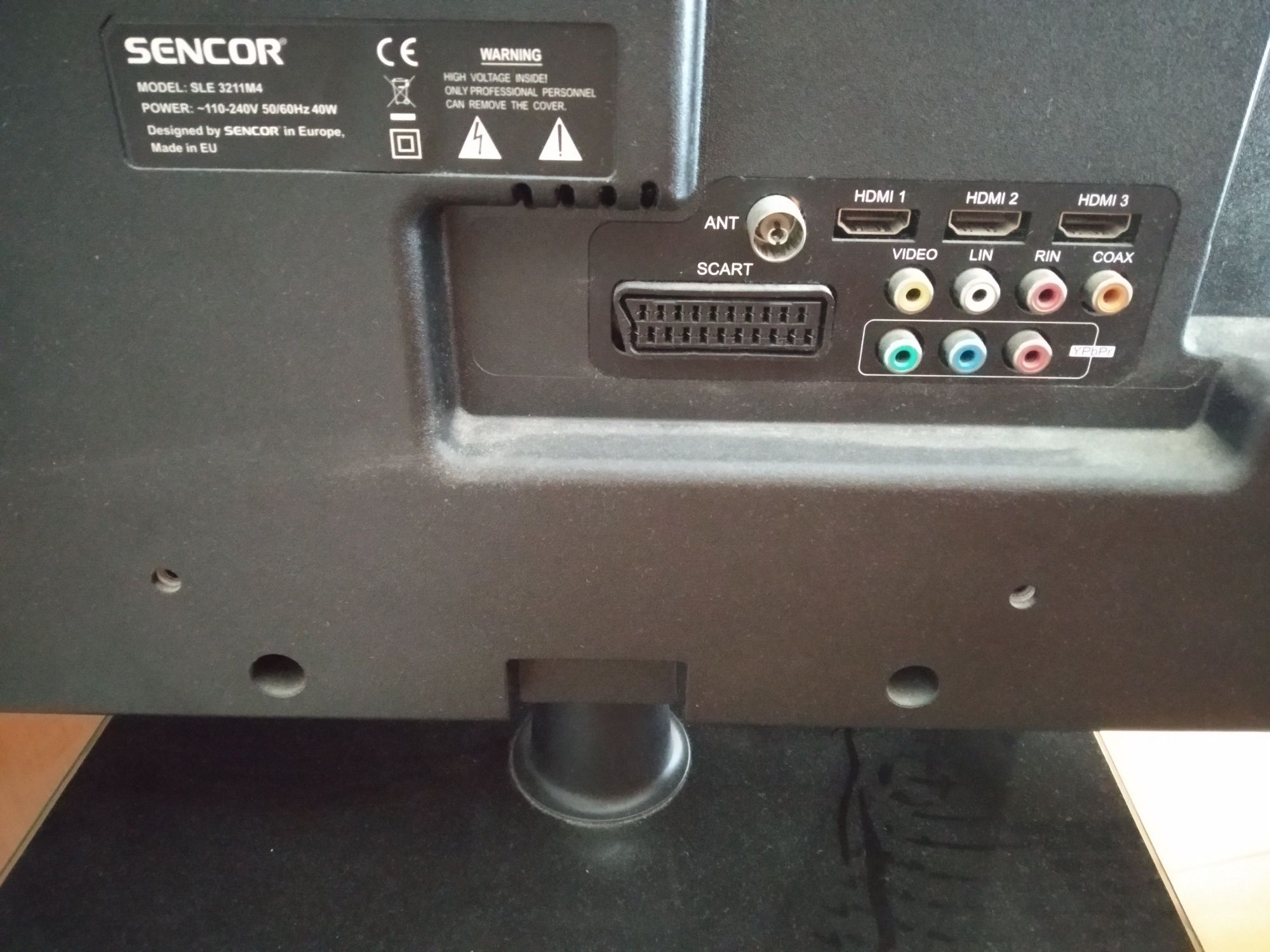 Telewizor 32 cale sencor z pilotem sprawny