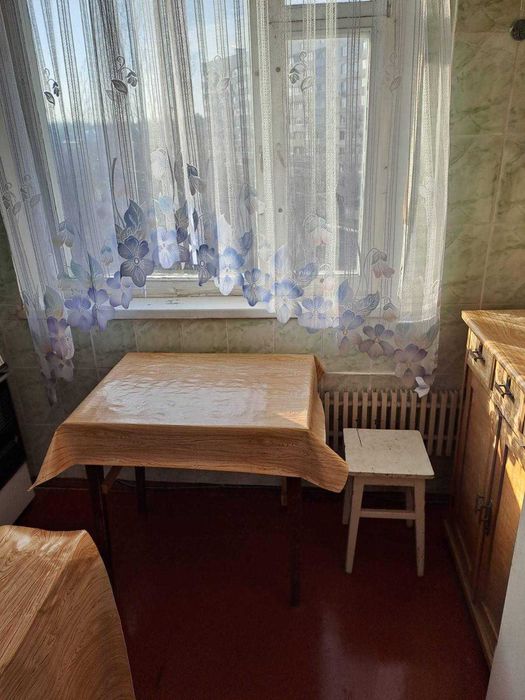 Здається в аренду 1-но кімнатна квартира (15002)