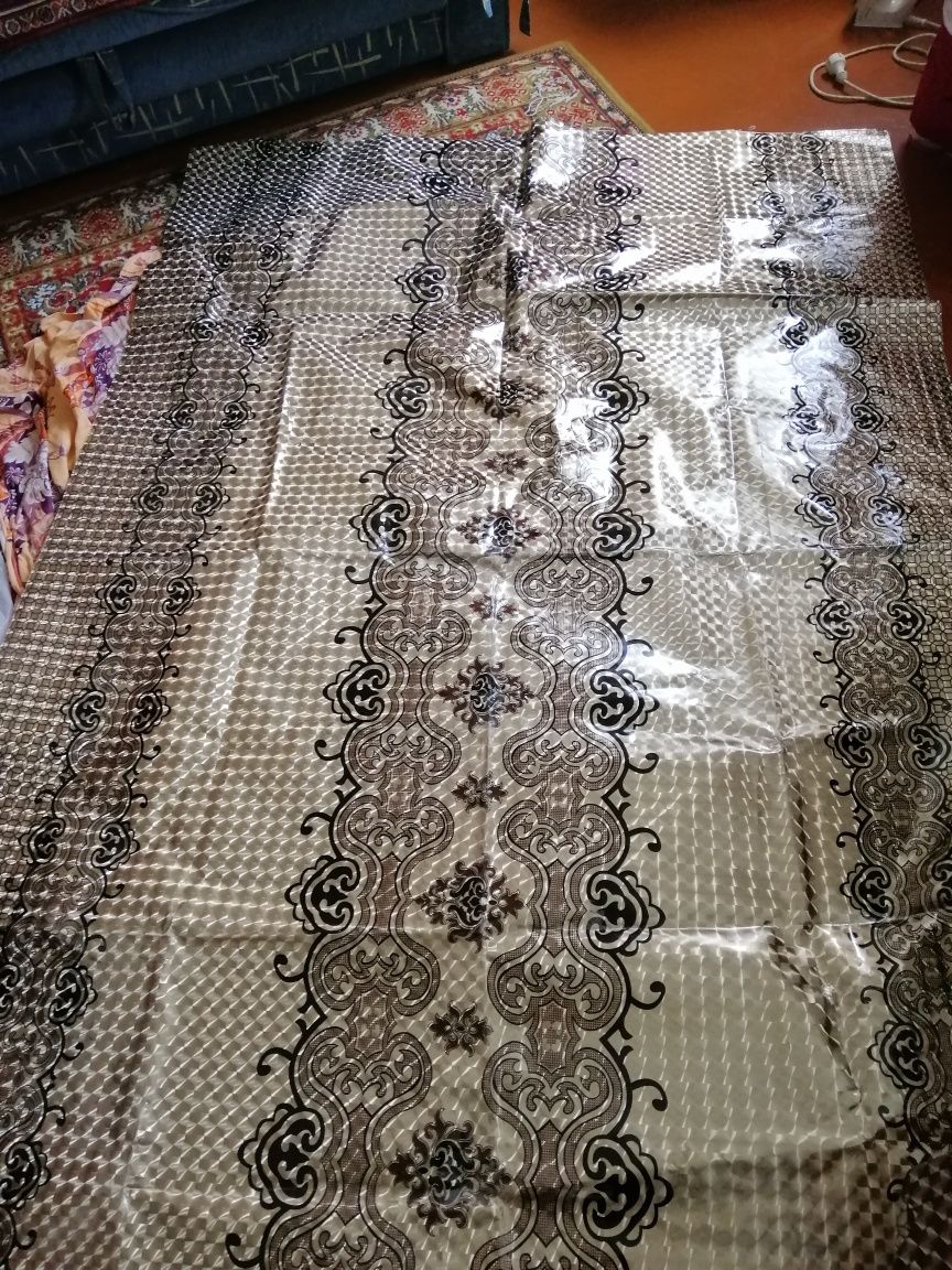 Плівка - клейонка (м'яке скло)двостороння 2м на 1,40м ціна 250грв