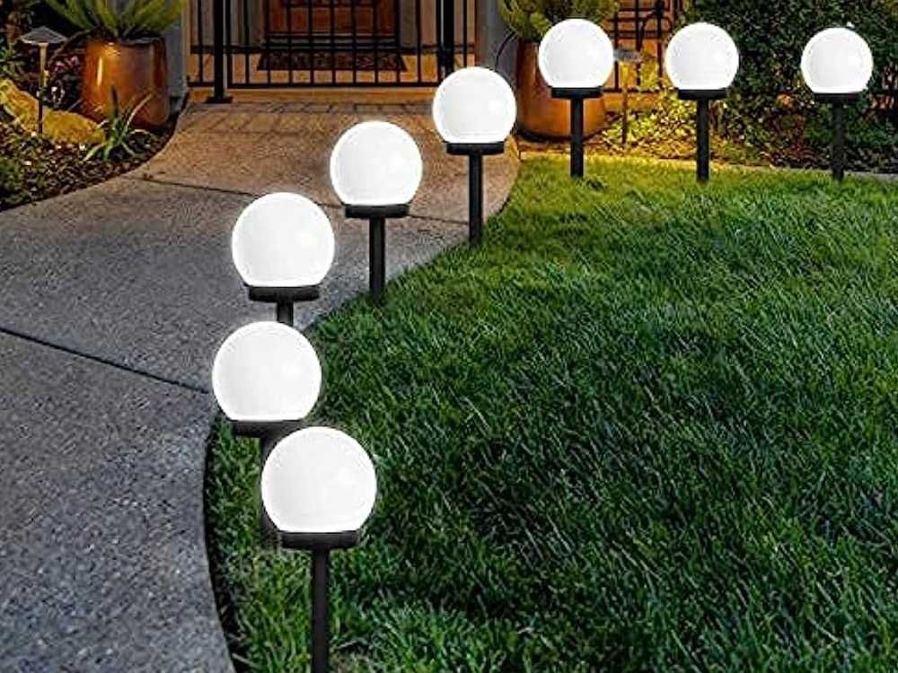 Zestaw 16 lamp solarnych ogrodowych białych kul 10cm Czujnik zmierzchu