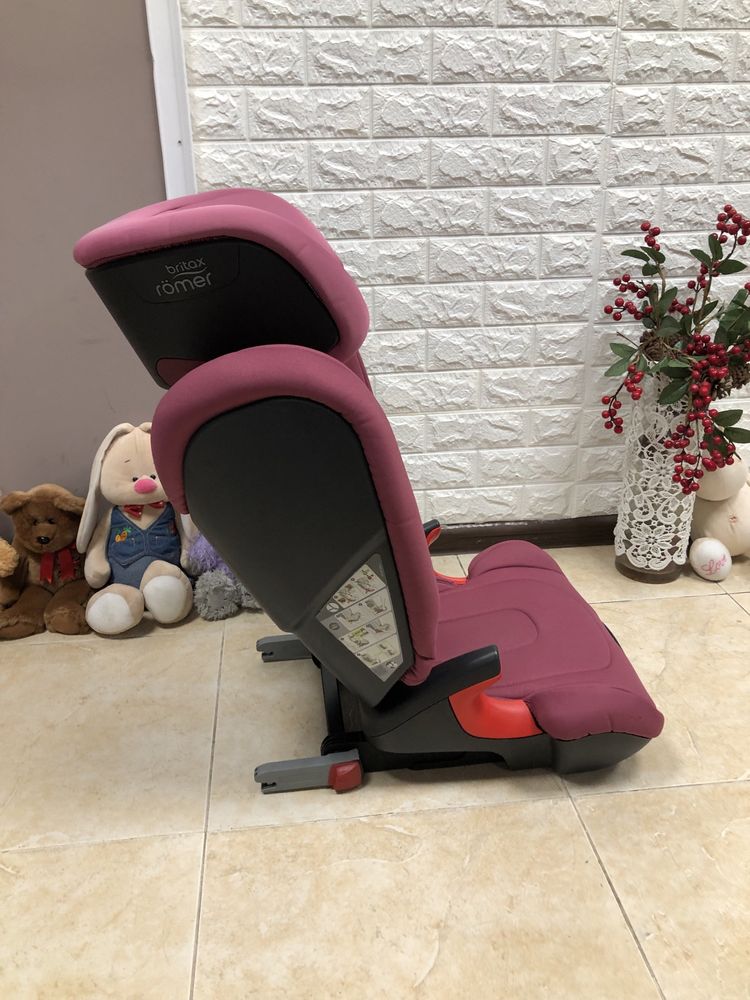 Автокрісло BRITAX ROMER KIDFIX XP Група 2/3 (15-36кг) бустер