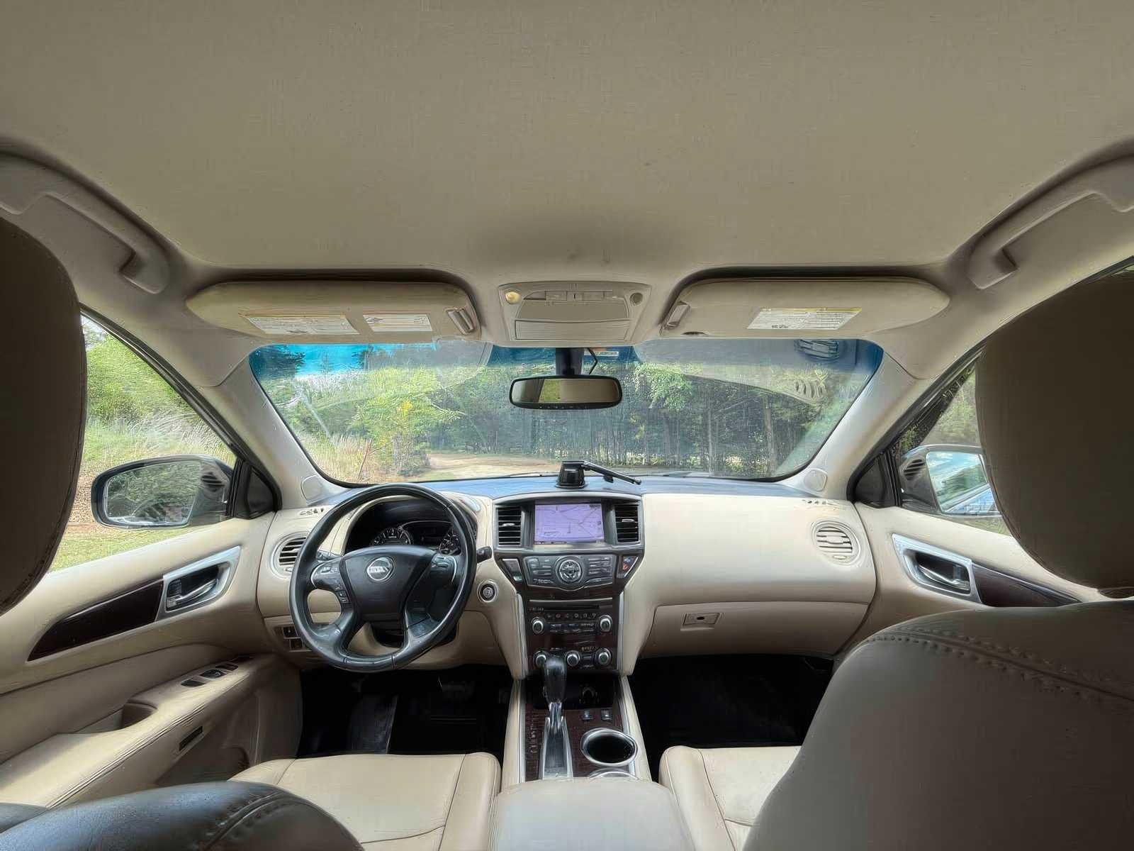 2016 Nissan Pathfinder SL