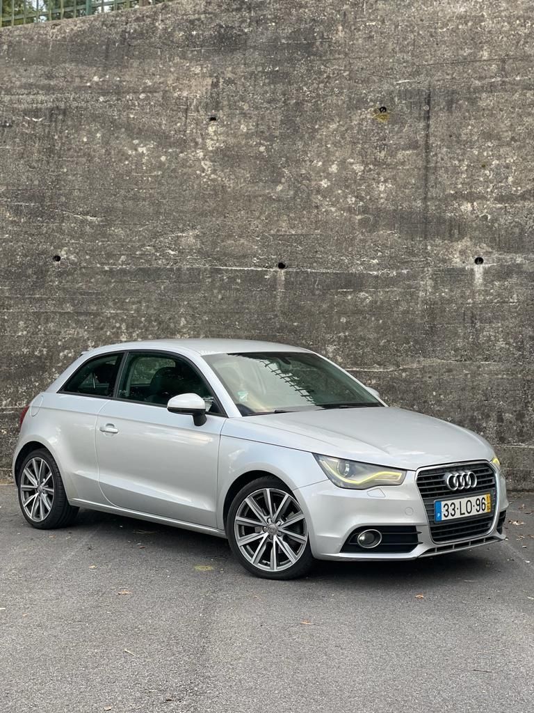 Audi A1 1.6 TDI (Revisão feita)