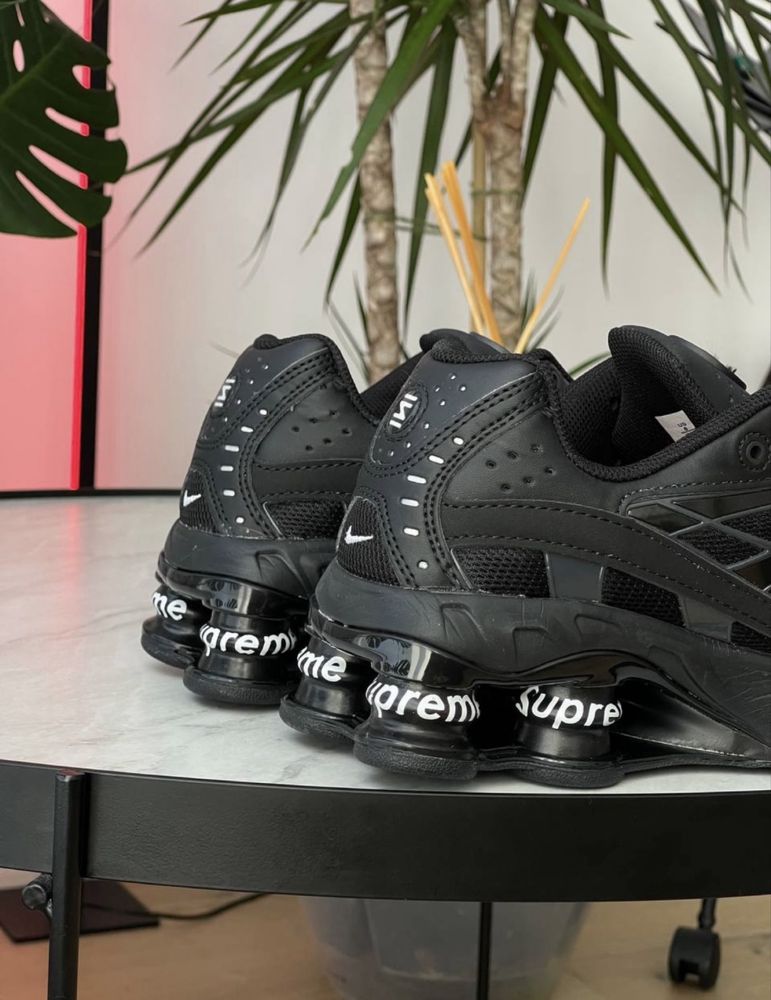Кросівки Nike shox supreme corteiz кроси найк шокс супрім білі чорні