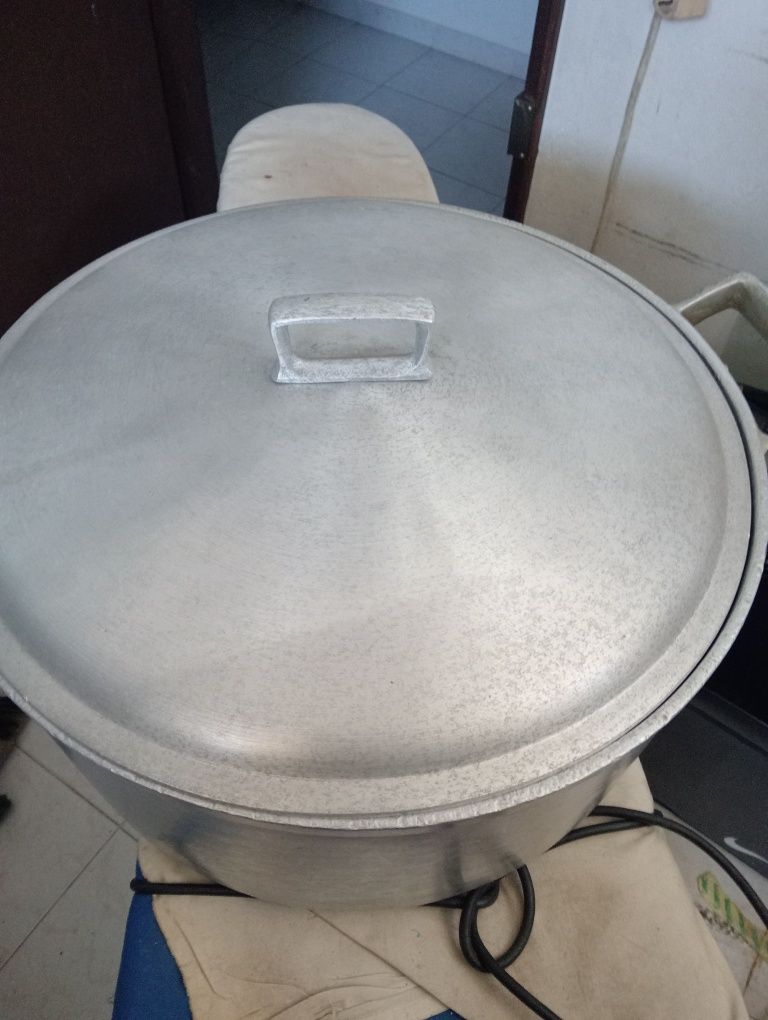 Panela fundida duralumínio