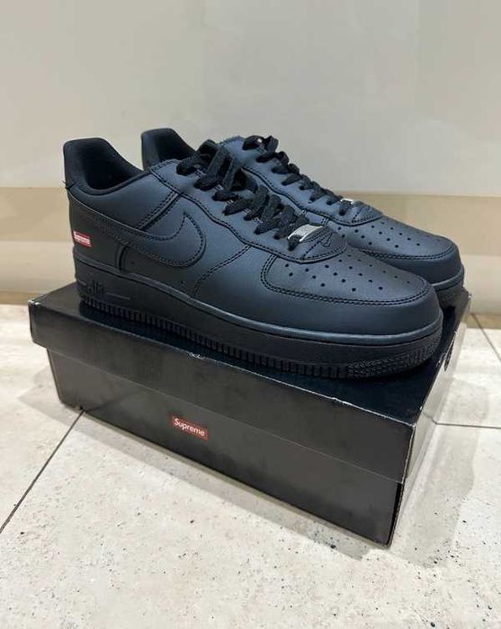 buty Espadryle Nike Air_Force1Low_Supreme_czarny Espadryle R.40.5