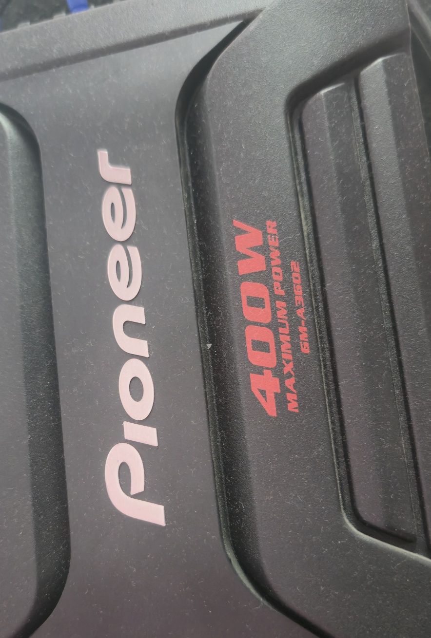 Wzmacniacz Pioneer 400W + głośnik Pioneer 30cm