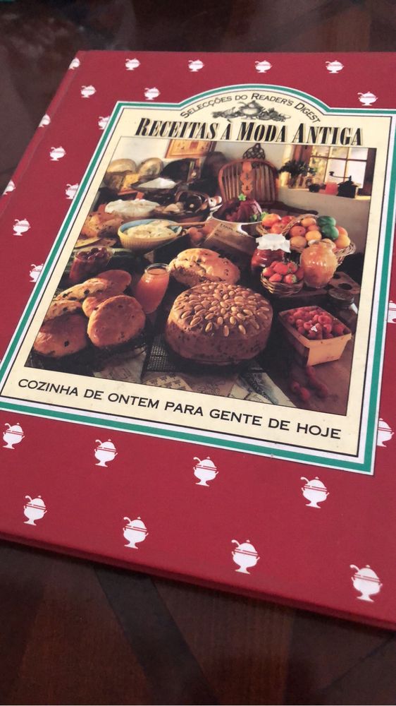 Livro culinária ‘Receitas a Moda Antiga’