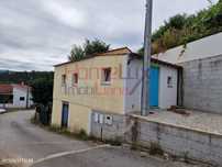 Moradia T1 em reconstrução