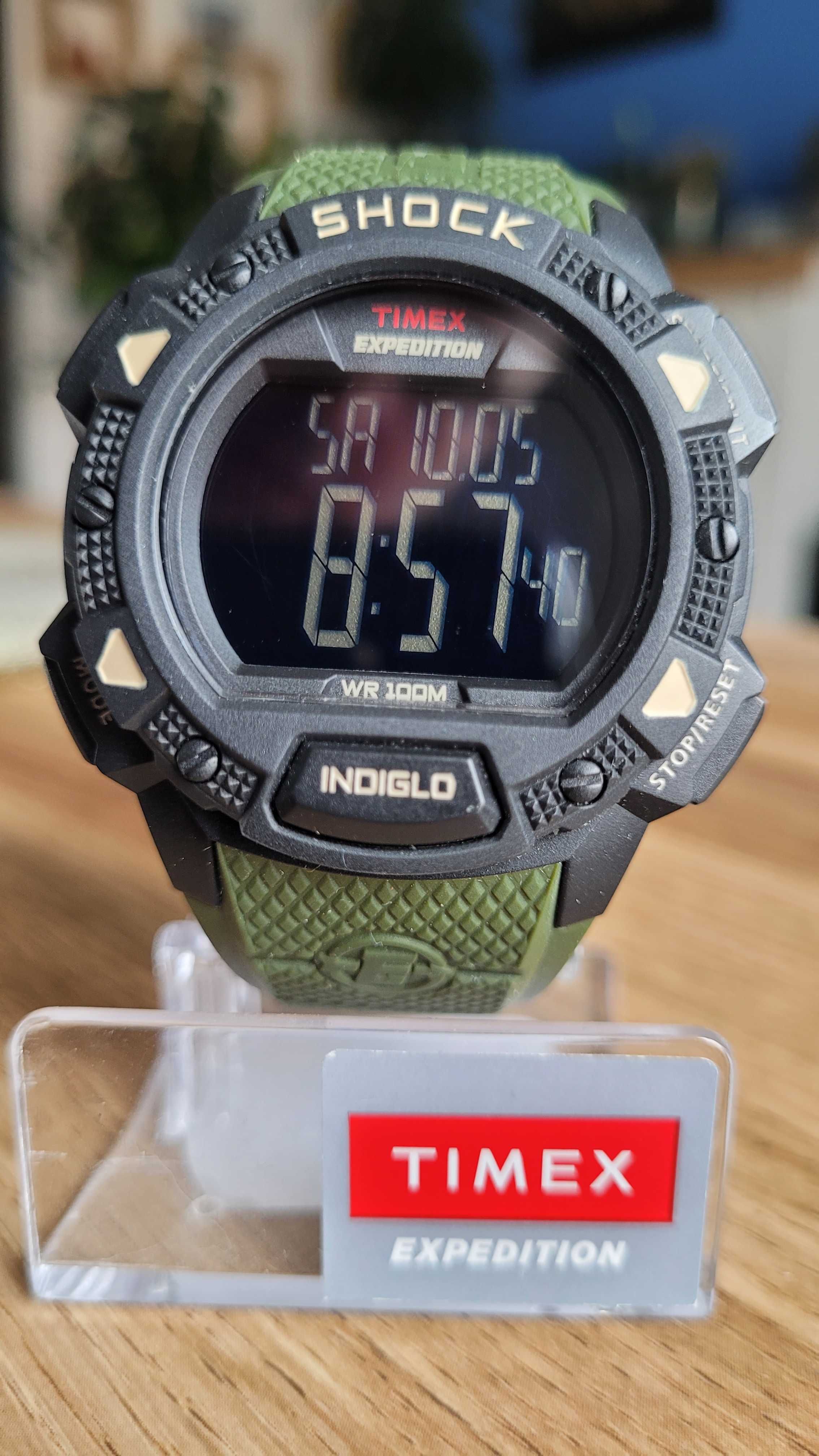 ZEGAREK Timex TW4B23400
