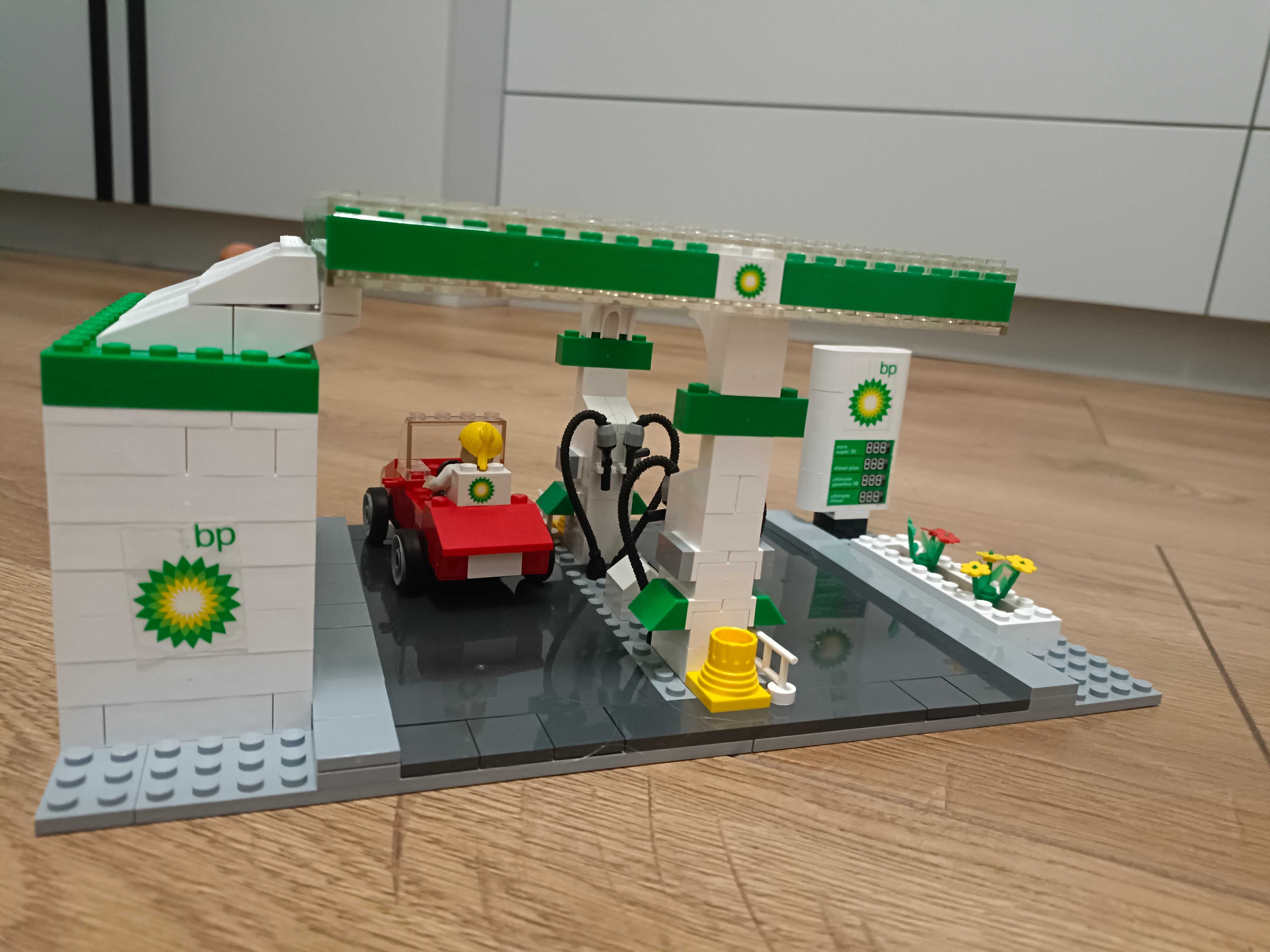 Zestaw klocki LEGO, stacja benzynowa bp