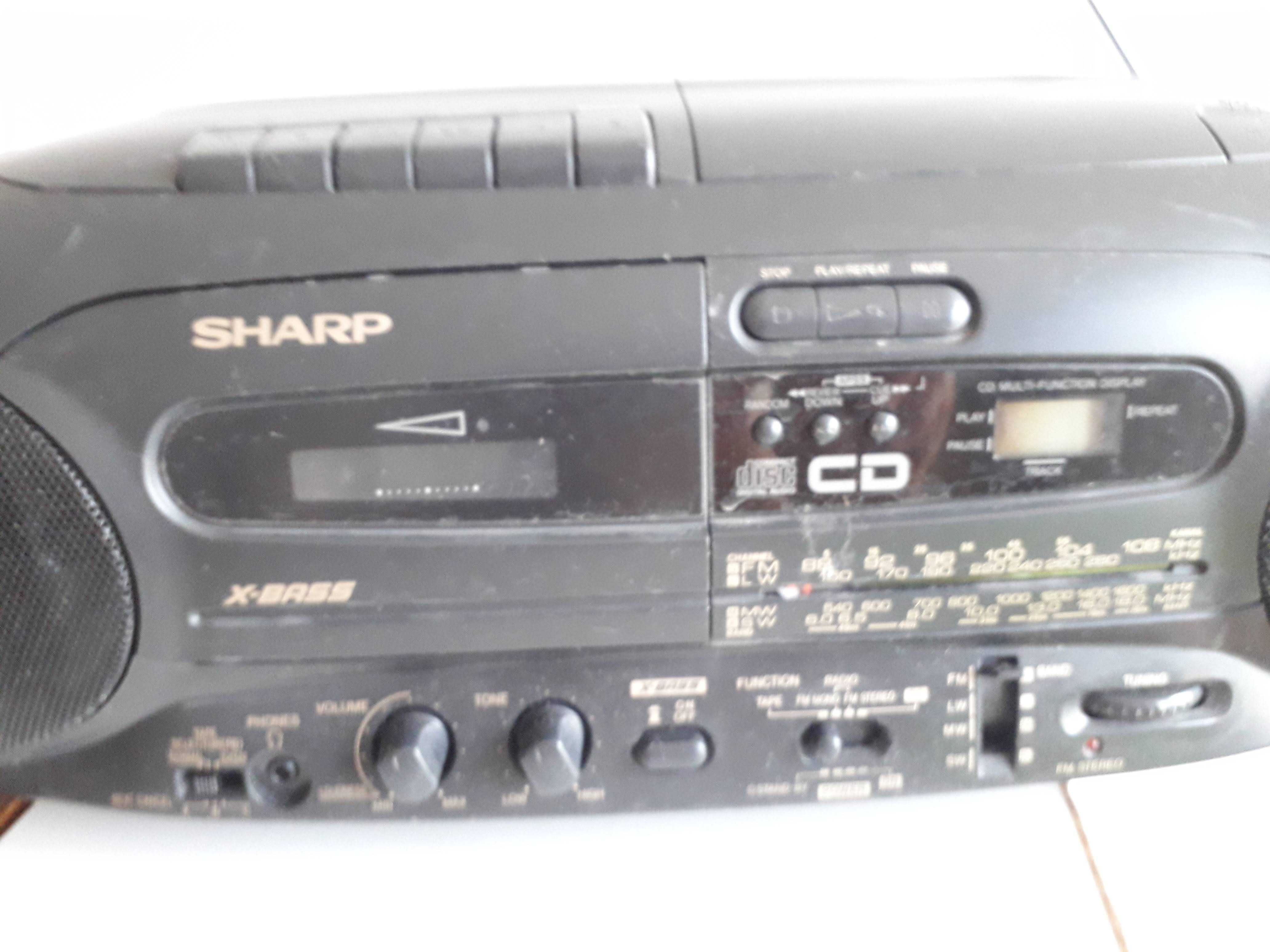 Radiomagnetofon Sharp
