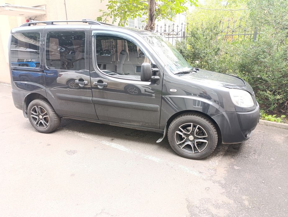 Fiat doblo 223 9-го года випуска 1.3 multijet