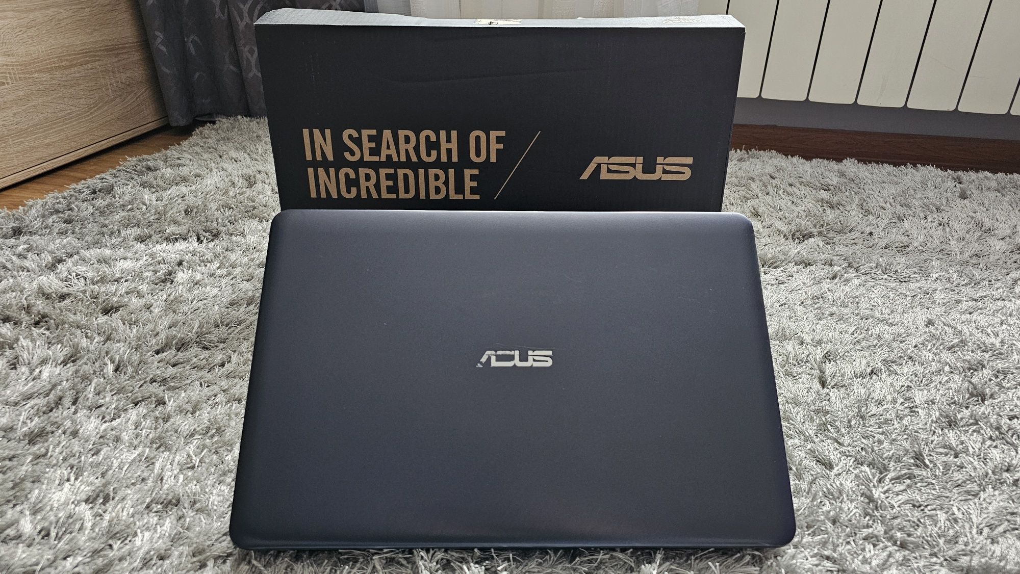 Laptop ASUS Intel Celeron N4000/4GB RAM/256GB SSD/Windows 11