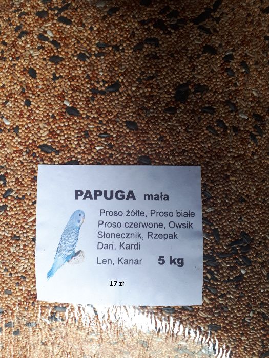Karmy dla papug małych.