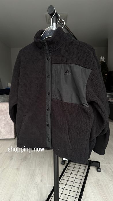 Жіноча куртка Adidas