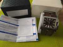 Zegarek Guess W10179G2 uszkodzony