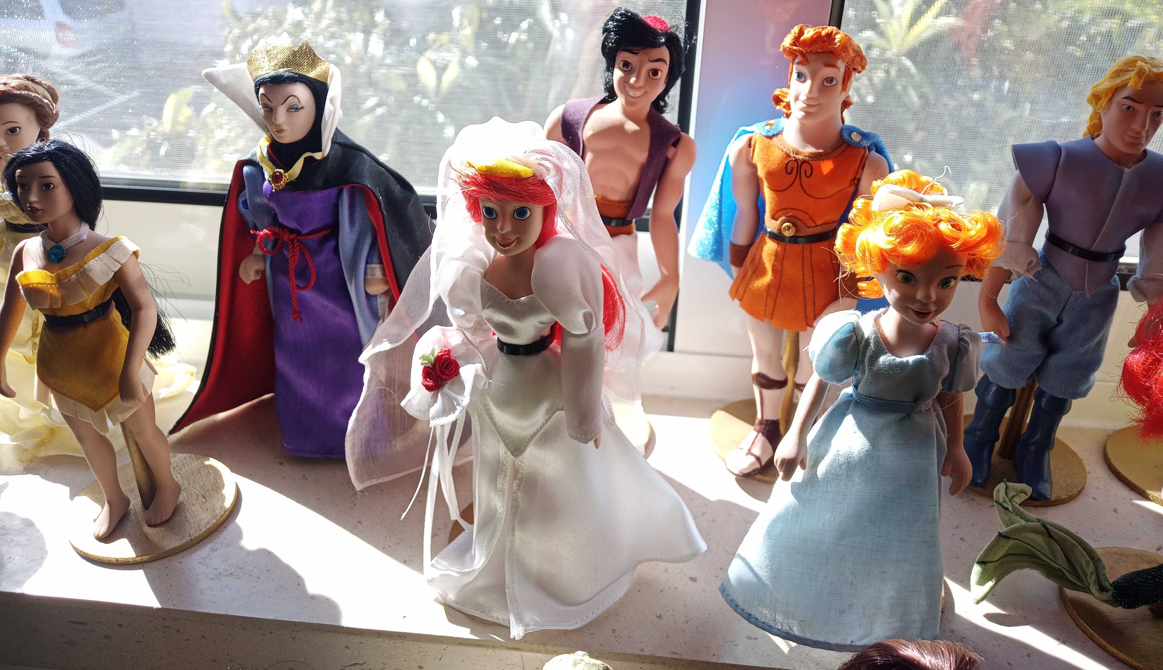 Coleção bonecas porcelana Disney