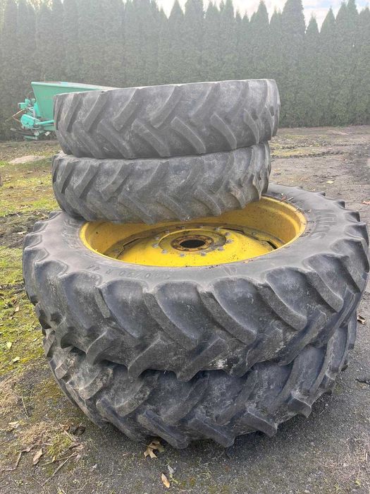 Koła wąskie John Deere