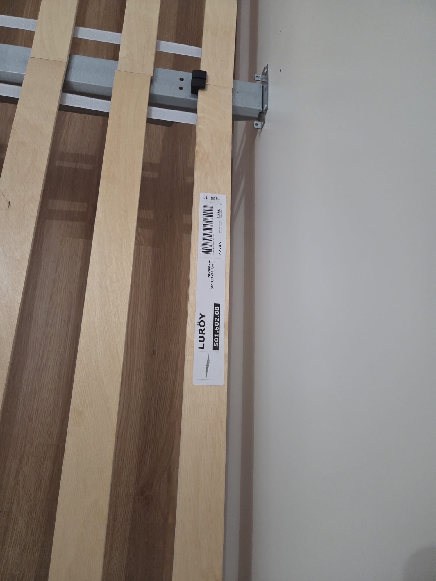 Cama de casal Askvoll IKEA