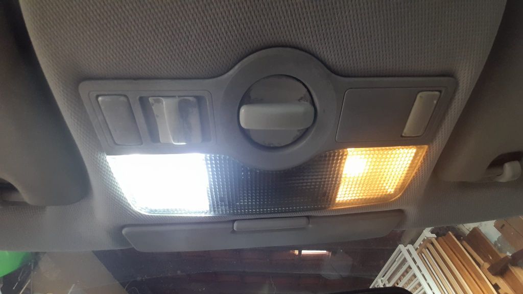 Audi A4 B8 sedan kit luz interior LED