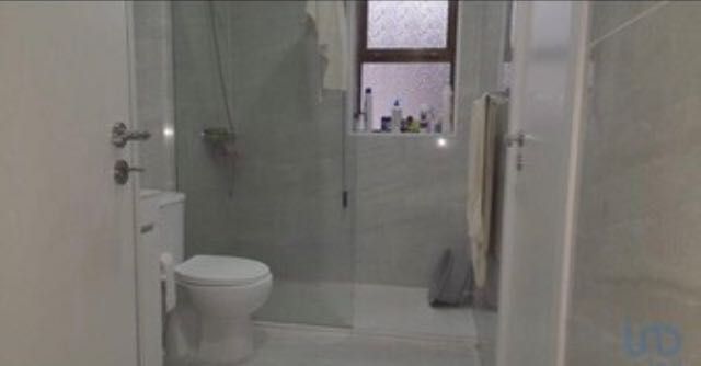 Arrenda-se T2 remodelado