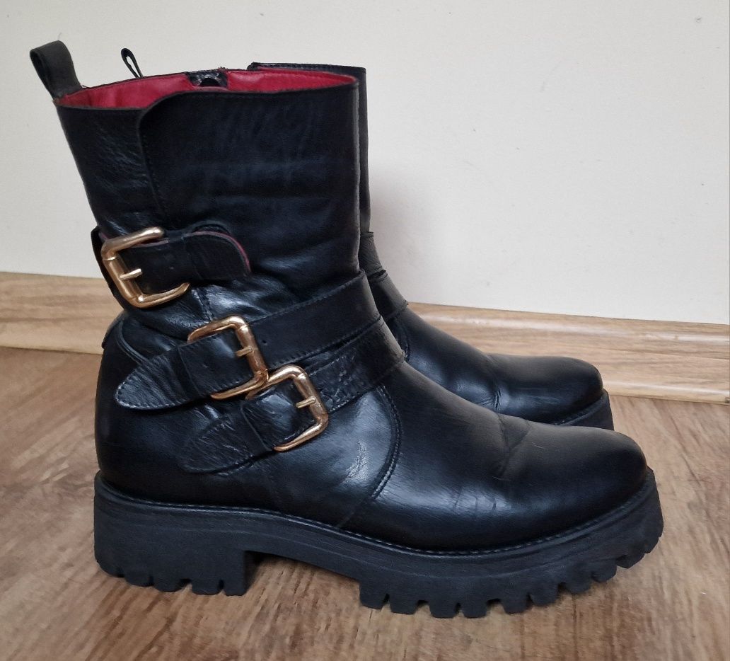 Buffalo rozmiar 40 botki skórzane buty