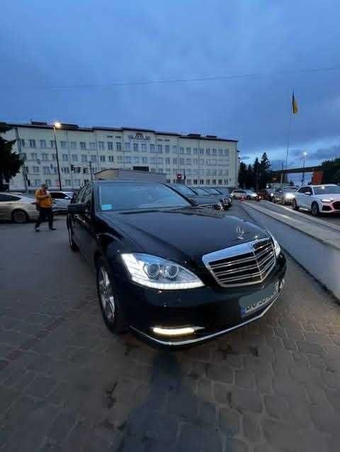 Пасажирські перевезення 4-7-11-12 місць,оренда MERCEDES S-E-Cклас BMW5