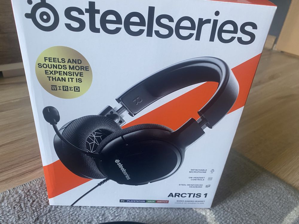 Słuchawki SteelSeries Arctis 1 w dobrym stanie