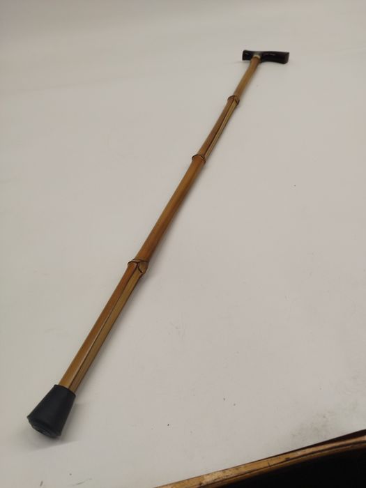 Laska bambusowa do podpierania się