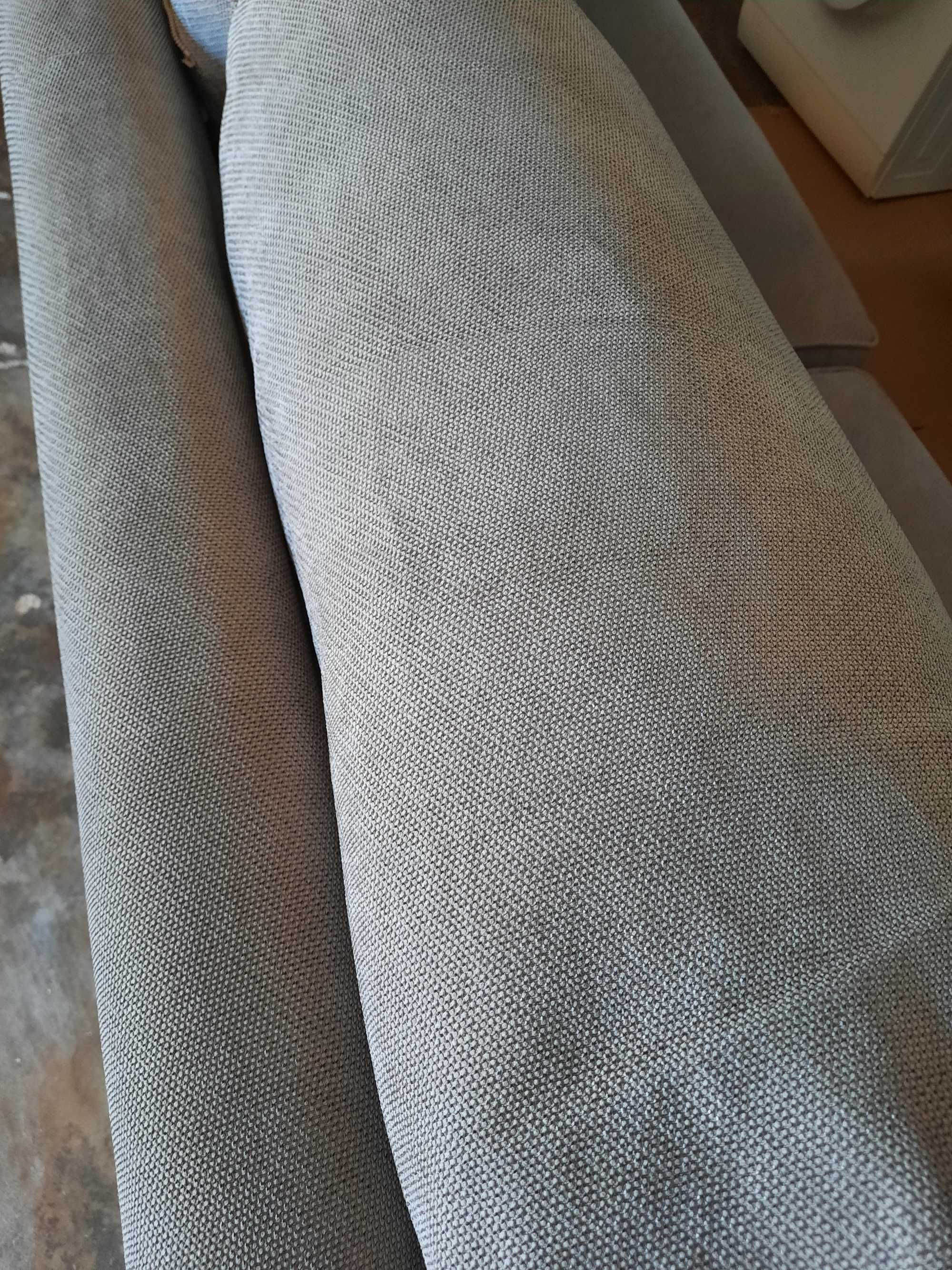 Sofá de 2 lugares