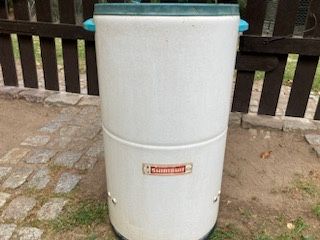 Z lat 70-tych sprzedam sprawną pralkę „Swiatowit”