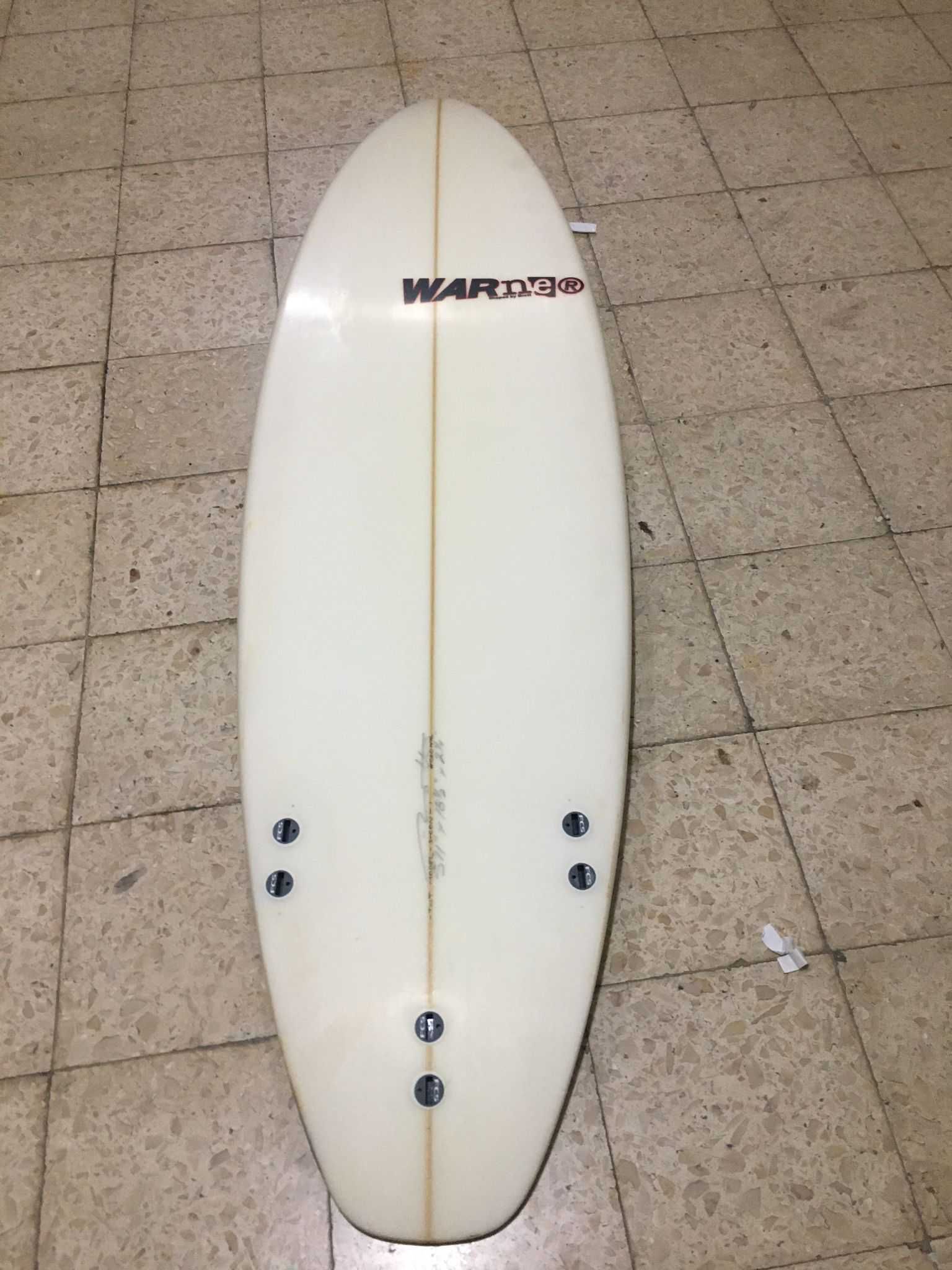 Prancha Warner Surfboards 5,11 Altura/24Litros Modelo