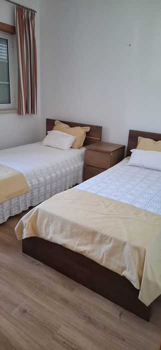 Cama ikea como nova