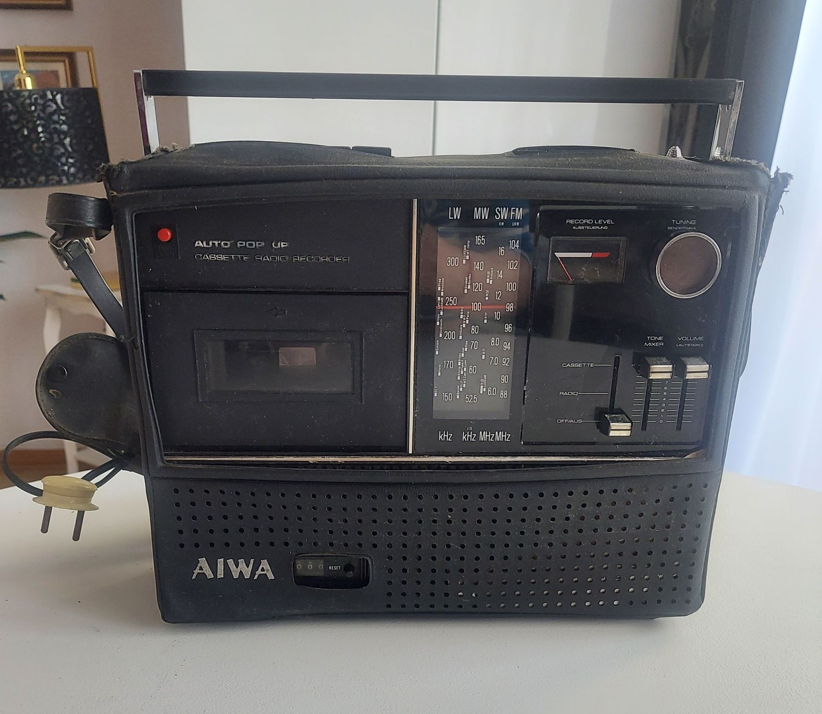 Aiwa TPR-201 radio magnetofon z torbą