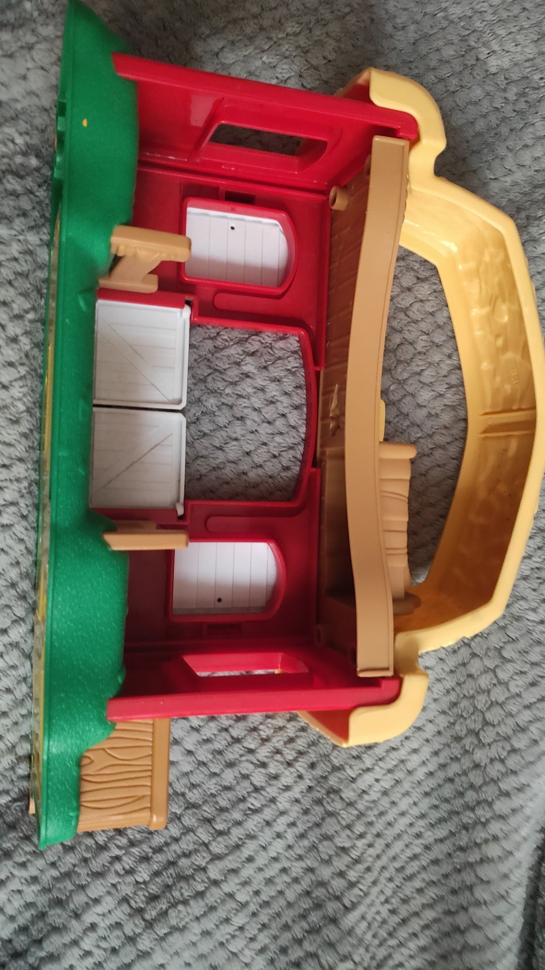 Stajnia farma Little people Fisher Price koń traktor